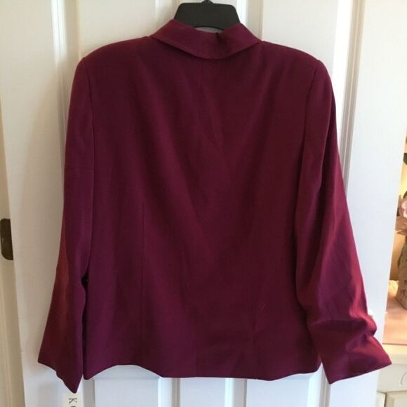 NWT. Koret Brand Women’s Size 8 Wine Colored Jacket - Picture 9 of 12